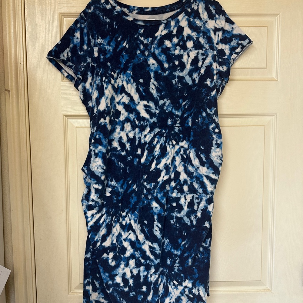 Old Navy Navy and White Tie-Dye Dress